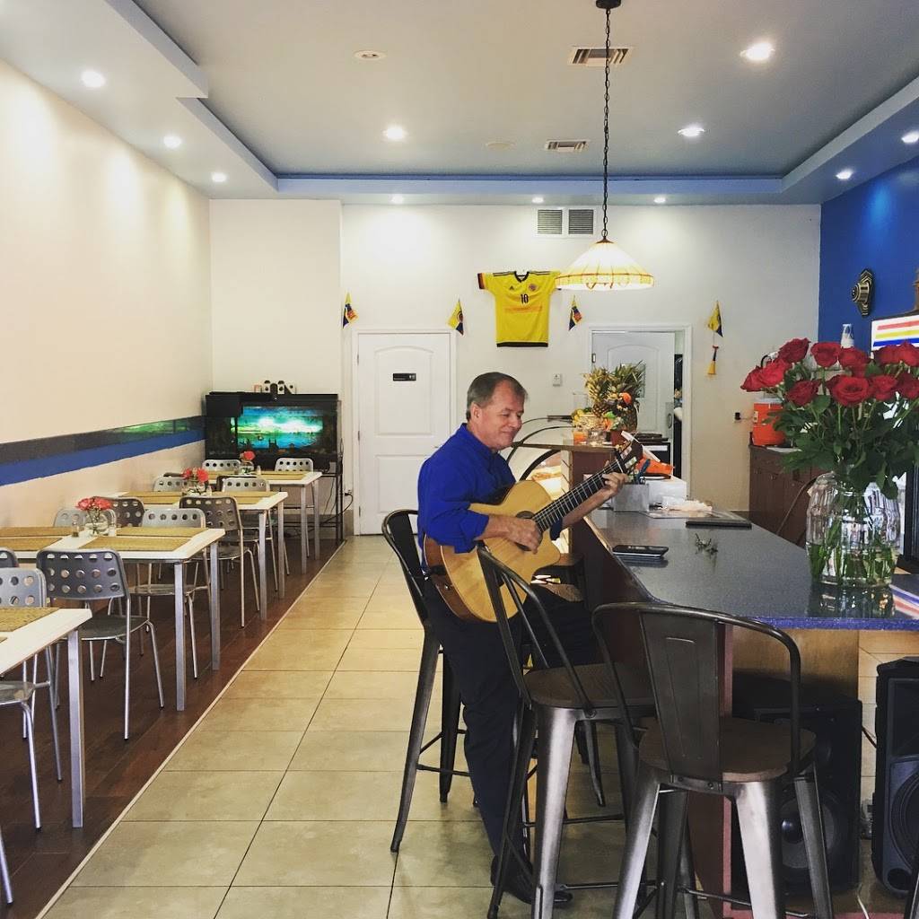 La Embajada Colombiana Restaurant | restaurant | 18400 NW 75th Pl # 113, Hialeah, FL 33015, USA | 3055580990 OR +1 305-558-0990