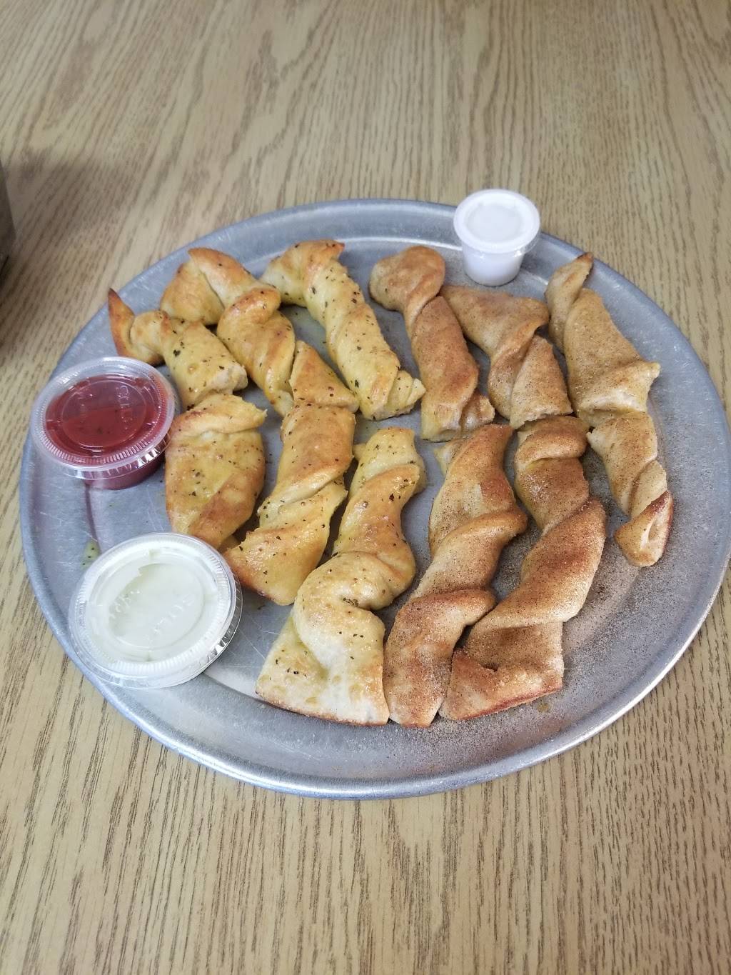 Deanos Pizza | restaurant | 619 W Houghton Ave, West Branch, MI 48661, USA | 9893452393 OR +1 989-345-2393