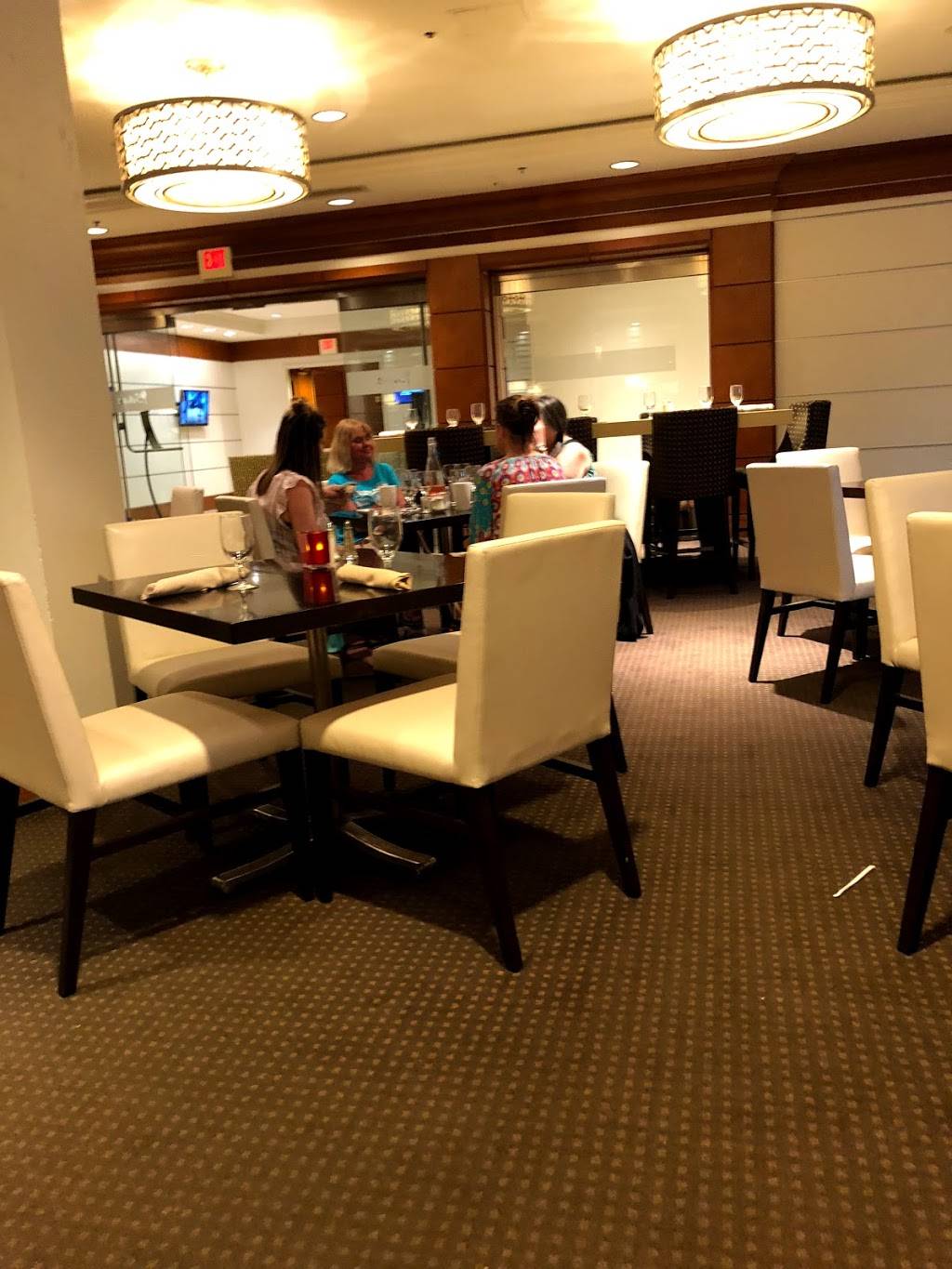 Sage Restaurant | restaurant | 2400 W Loop S, Houston, TX 77027, USA | 7135865143 OR +1 713-586-5143