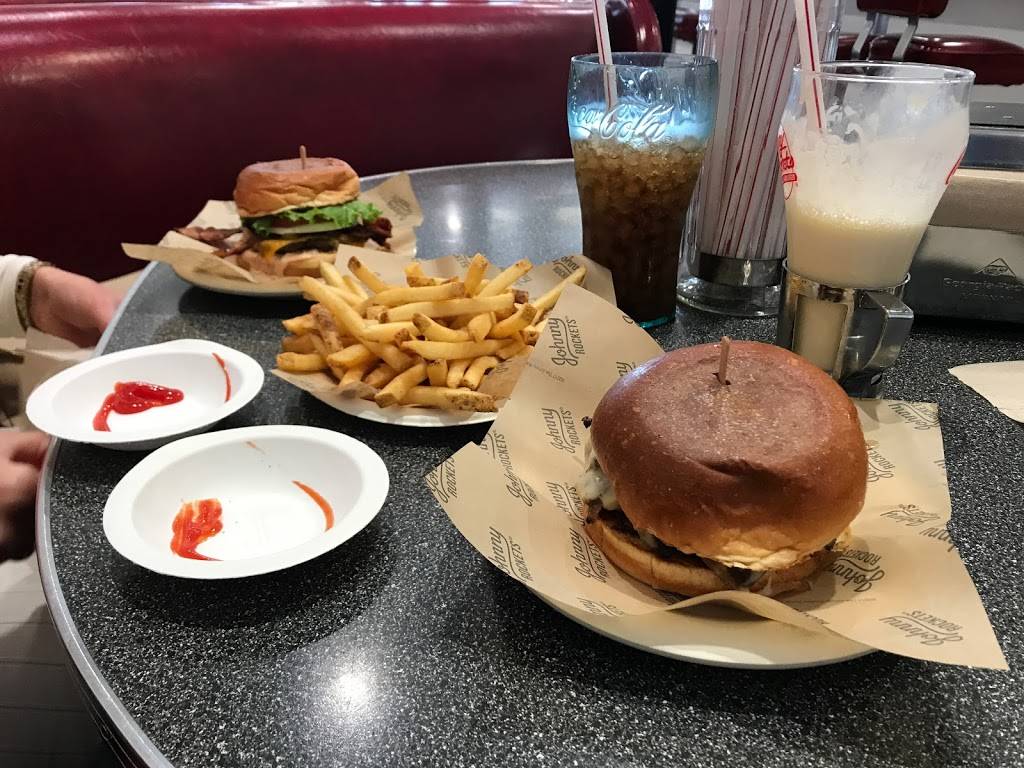 Johnny Rockets | restaurant | 1550 Rosecrans Ave, Manhattan Beach, CA 90266, USA | 3105369464 OR +1 310-536-9464
