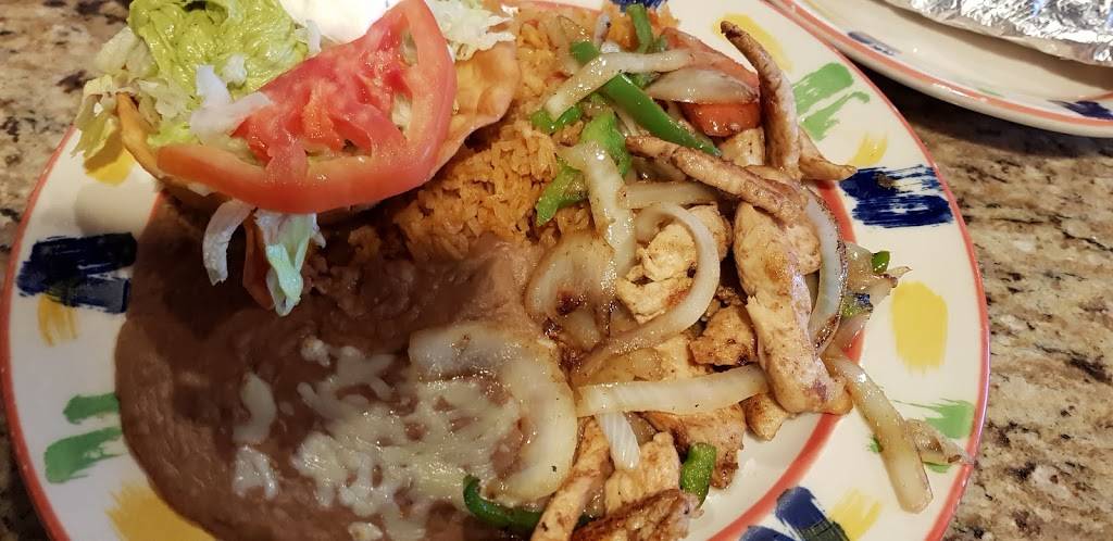 Mi Pueblo Clemmons | restaurant | 2421 Lewisville Clemmons Rd, Clemmons, NC 27012, USA | 3367667612 OR +1 336-766-7612