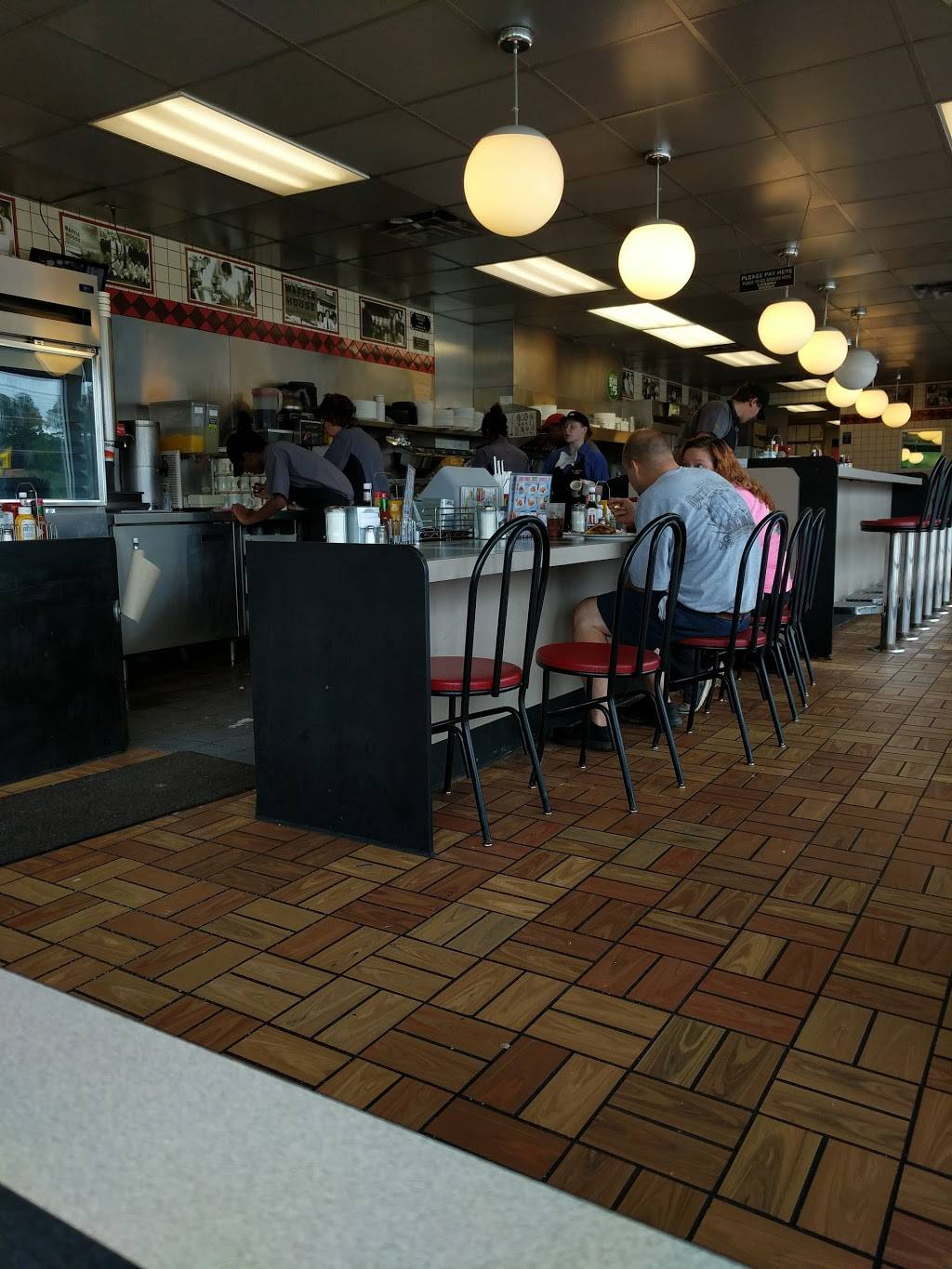 Waffle House | meal takeaway | 8624 Dallas Acworth Hwy, Dallas, GA 30132, USA | 7705295696 OR +1 770-529-5696
