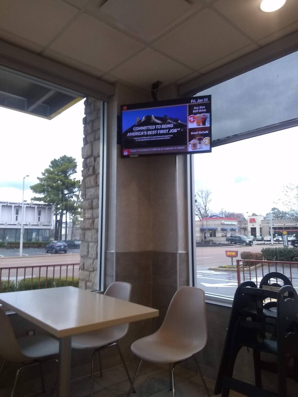 Little Caesars Pizza | meal takeaway | 2105 Union Ave, Memphis, TN 38104, USA | 9012748050 OR +1 901-274-8050