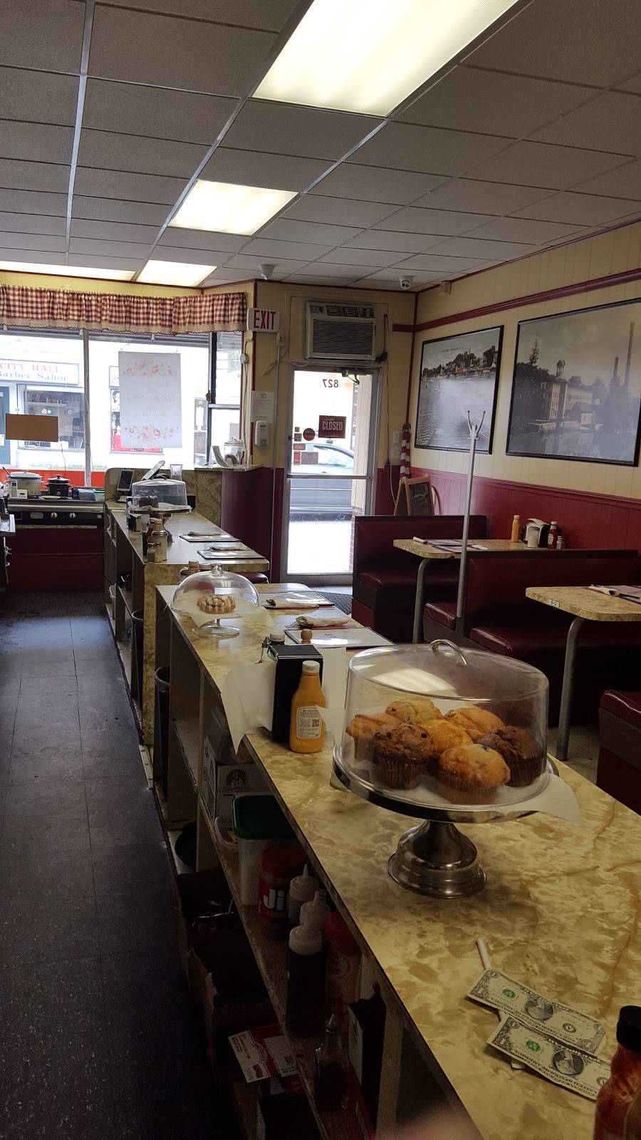 City Hall Diner | restaurant | 827 Park Ave, Cranston, RI 02910, USA | 4014671200 OR +1 401-467-1200