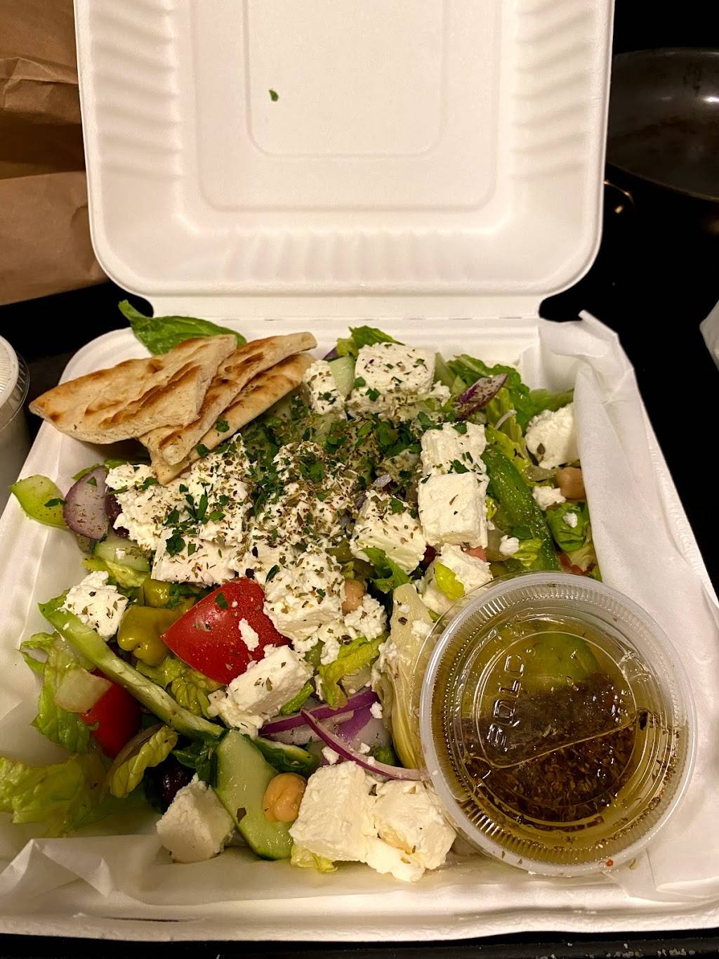 Yannis Greek Restaurant | restaurant | 7419 Greenwood Ave N, Seattle, WA 98103, USA | 2067836945 OR +1 206-783-6945