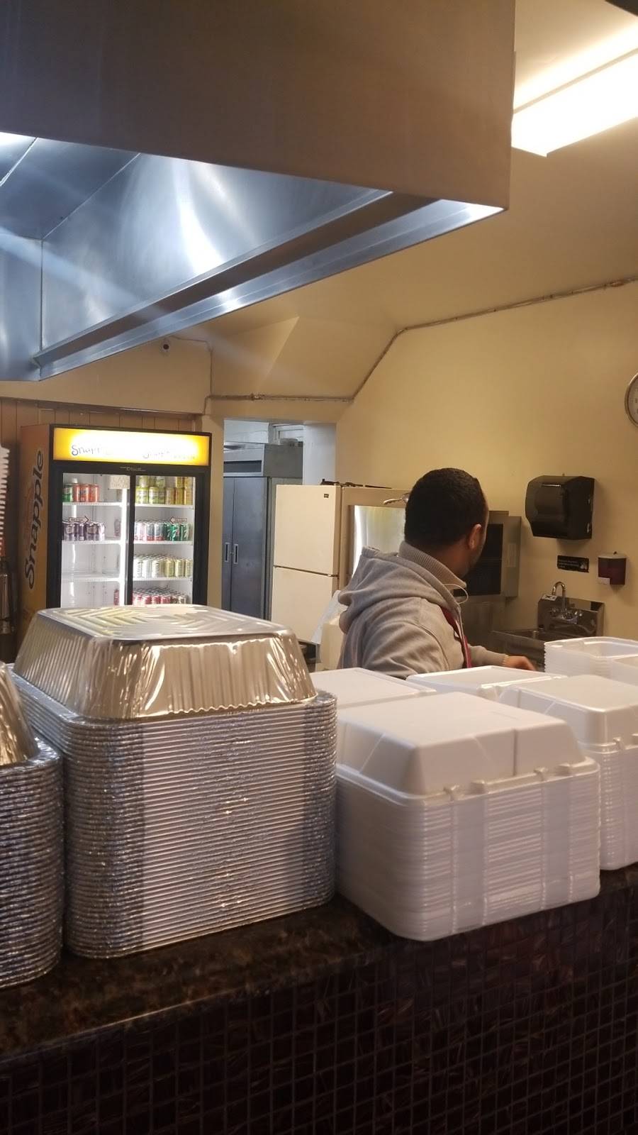 MR. SEAS FISH & CHICKEN | restaurant | 309 W 7th St, Wilmington, DE 19801, USA | 3025023801 OR +1 302-502-3801