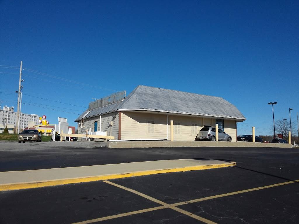 Captain Ds - Temporarily Closed | restaurant | 7525 State Ave, Kansas City, KS 66112, USA | 9132993034 OR +1 913-299-3034