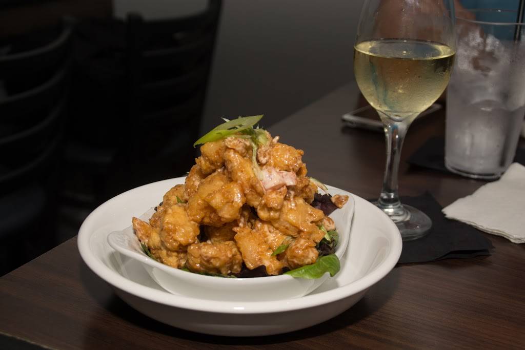 Amplitude Karaoke | restaurant | 314 Constitution Dr, Virginia Beach, VA 23462, USA | 7574731565 OR +1 757-473-1565