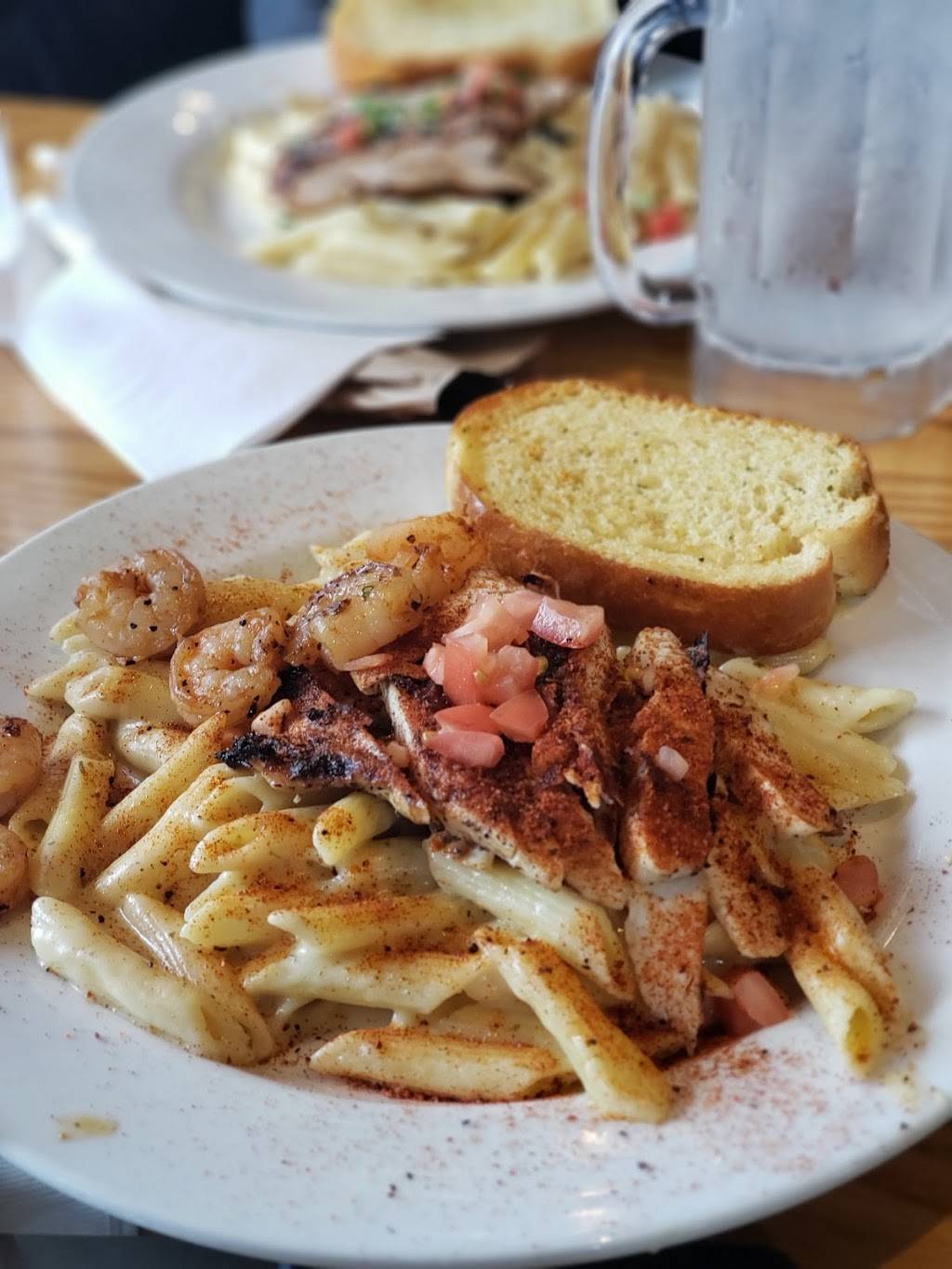 Chilis Grill & Bar | meal takeaway | 1704 S Meridian Ave, Oklahoma City, OK 73108, USA | 4056822453 OR +1 405-682-2453