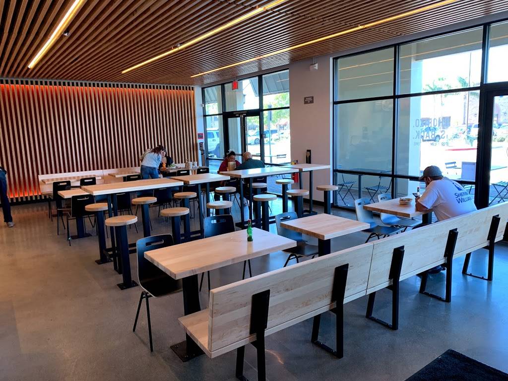 Chipotle | restaurant | 1101 S Victoria Ave, Oxnard, CA 93035, USA | 8002447685 OR +1 800-244-7685