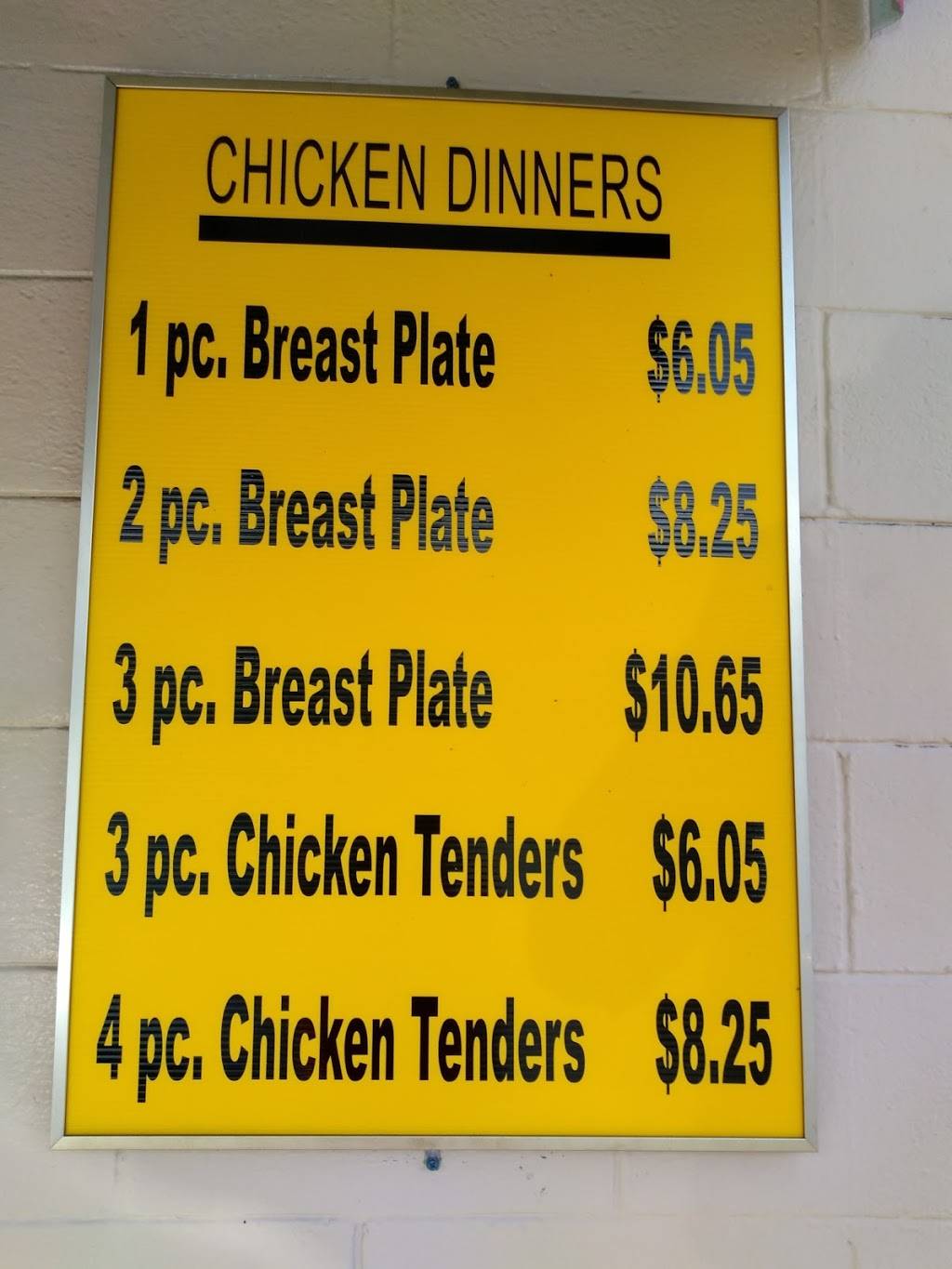 Reynolds Sandwich Shop | meal takeaway | 1437 2nd Ave NW, Hickory, NC 28601, USA | 8283279452 OR +1 828-327-9452