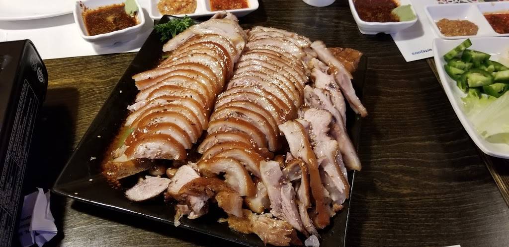 Haewadall | restaurant | 9626 N Milwaukee Ave, Niles, IL 60714, USA | 8475810524 OR +1 847-581-0524