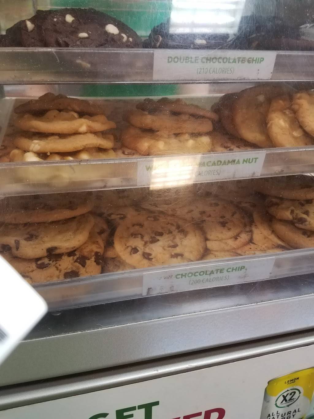 Subway | restaurant | 801 W Main St, Olney, IL 62450, USA | 6183923137 OR +1 618-392-3137