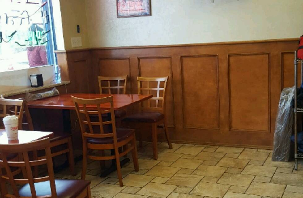 Johns New Pizza & Restaurant | restaurant | 4312 Megargee St, Philadelphia, PA 19136, USA | 2153313310 OR +1 215-331-3310