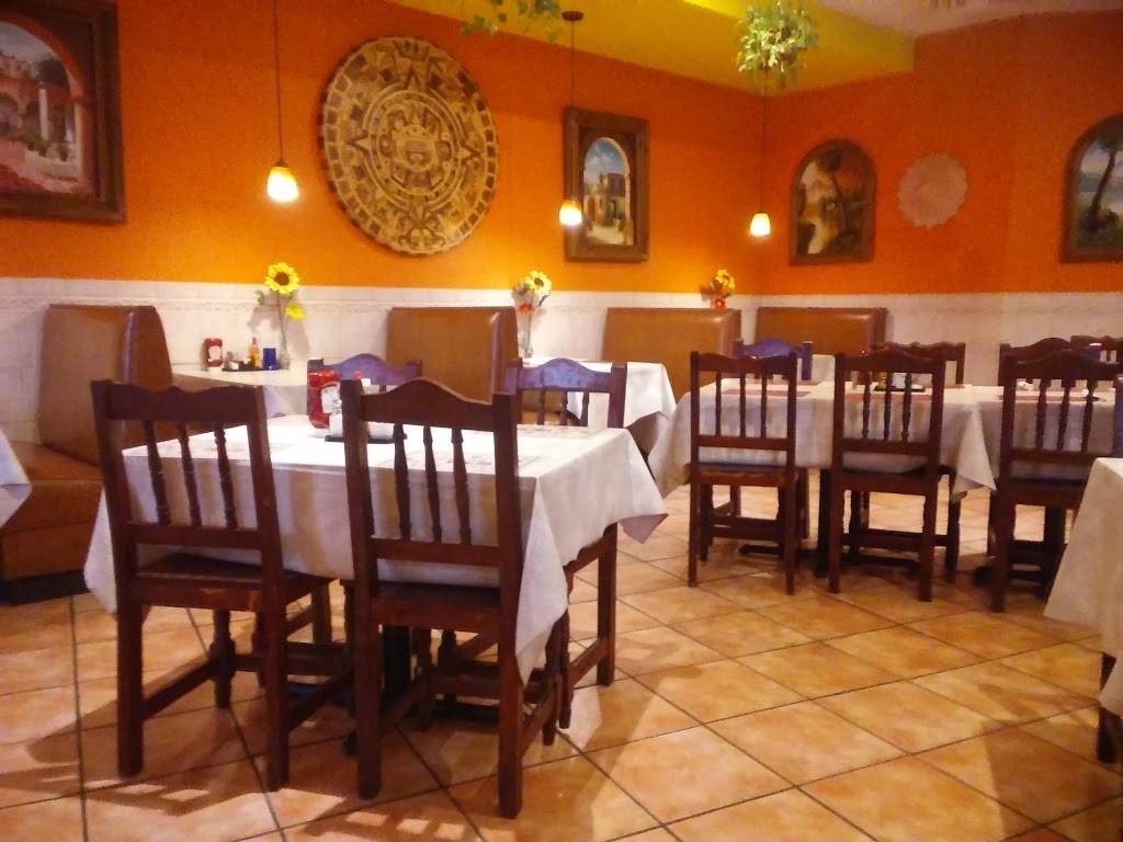 El Mariachi II | restaurant | 18331 Torrence Ave, Lansing, IL 60438, USA | 7088891937 OR +1 708-889-1937