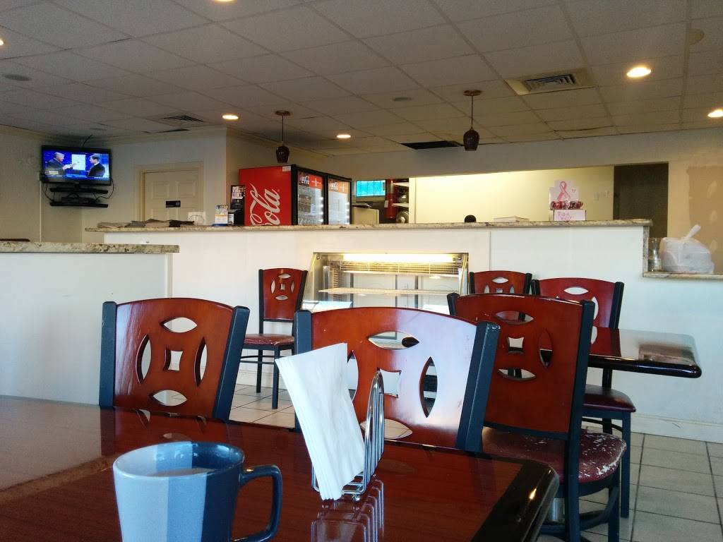 Fatimas Cafe | restaurant | 43 W Boylston St, Worcester, MA 01605, USA | 5087629797 OR +1 508-762-9797