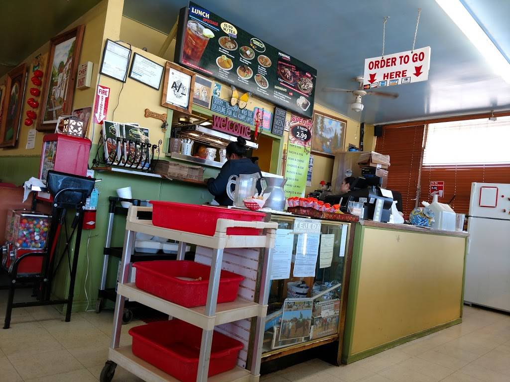 Yorkys Taco House | restaurant | 5418 W Military Dr, San Antonio, TX 78242, USA | 2106709061 OR +1 210-670-9061