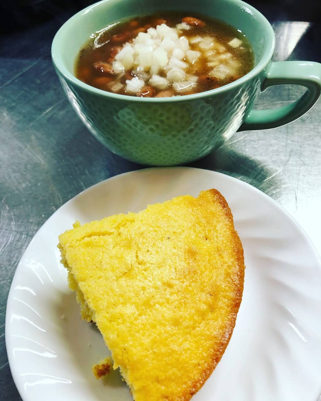 Possum Creek Restaurant | restaurant | 3267 Rockhold Rd, Bluff City, TN 37618, USA | 4235383337 OR +1 423-538-3337