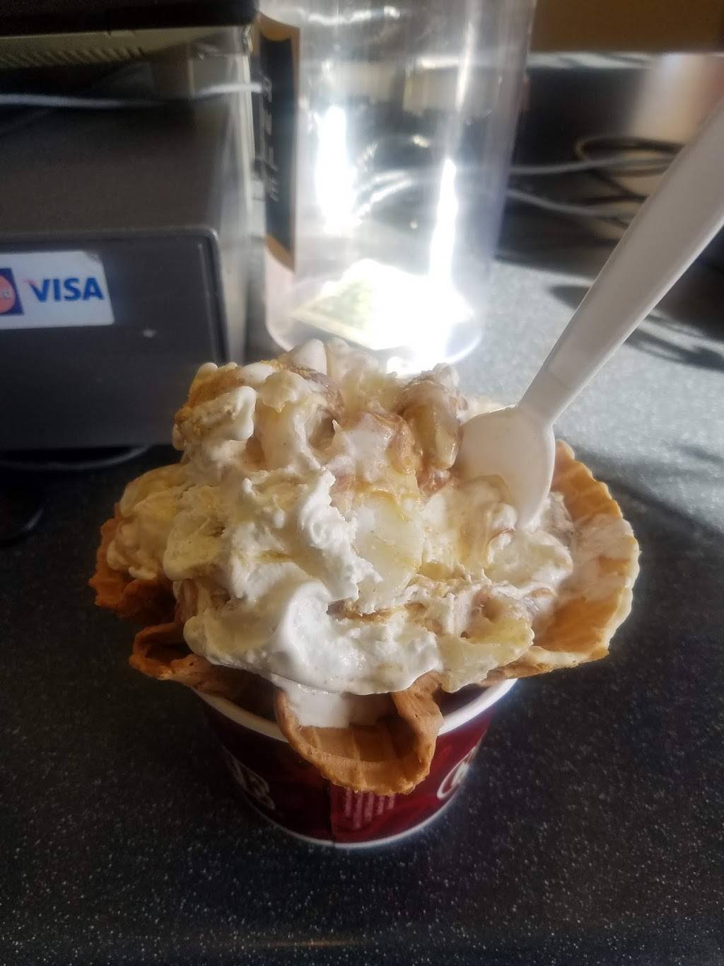 Cold Stone Creamery | bakery | 43440 10th St W, Lancaster, CA 93534, USA | 6617264661 OR +1 661-726-4661