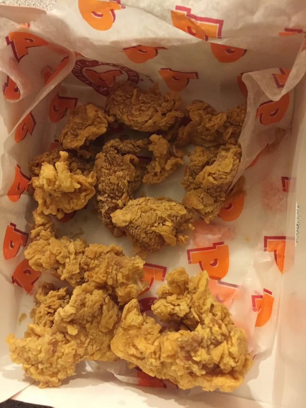 Popeyes Louisiana Kitchen | restaurant | Northeastern University, 360 Huntington Ave, Boston, MA 02115, USA | 6173732233 OR +1 617-373-2233