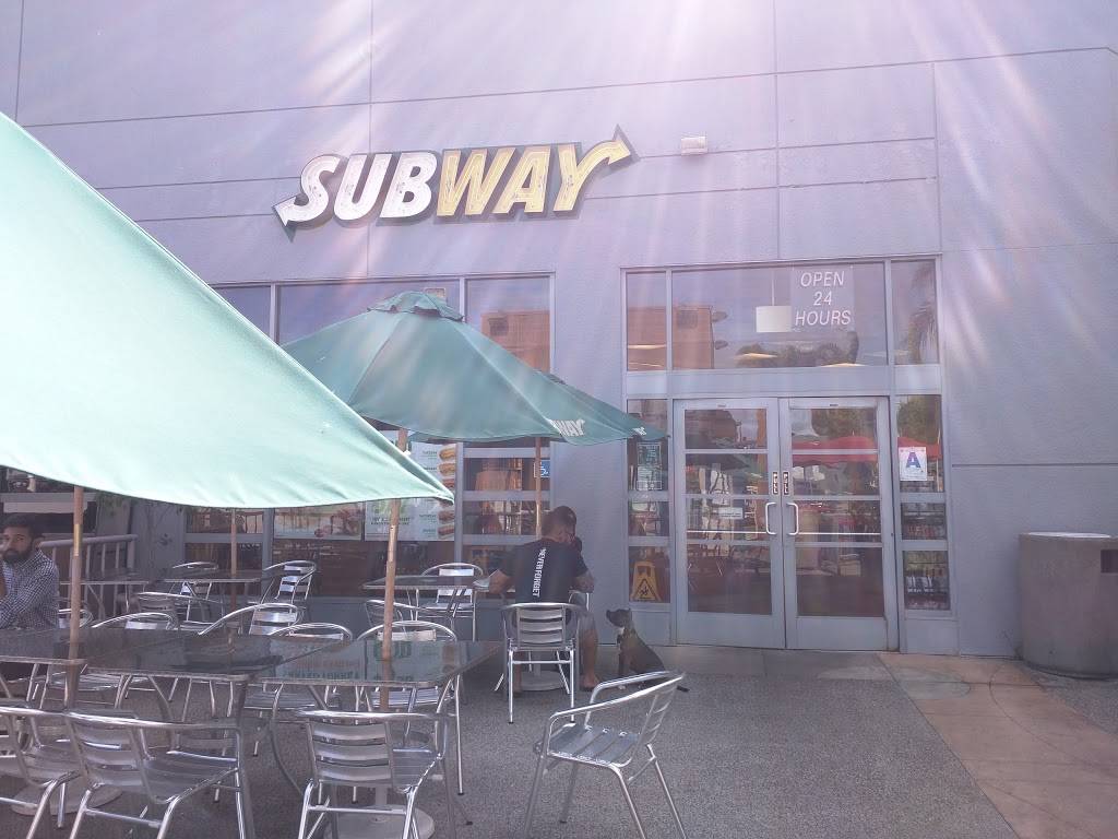 Subway | restaurant | 8650 Genesee Ave Suite 238, San Diego, CA 92122, USA | 8586780129 OR +1 858-678-0129