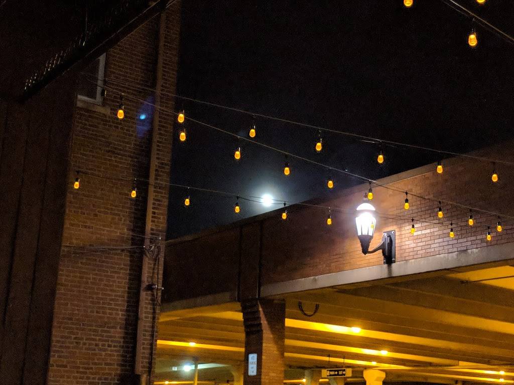 NOLAs Rock Bar | restaurant | 119 W Main St, Urbana, IL 61801, USA | 2175311452 OR +1 217-531-1452