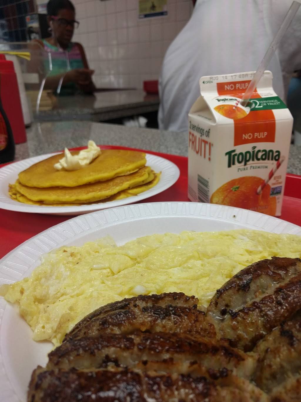 Jimbos Hamburger Palace | restaurant | 284 Malcolm X Blvd, New York, NY 10027, USA | 2128286622 OR +1 212-828-6622