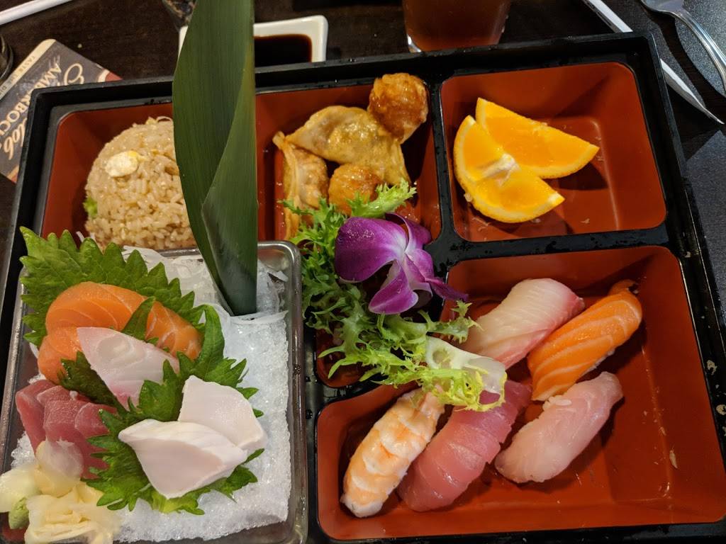 Sakura Japanese Restaurant | restaurant | 265 Colony Blvd, The Villages, FL 32162, USA | 3522057393 OR +1 352-205-7393
