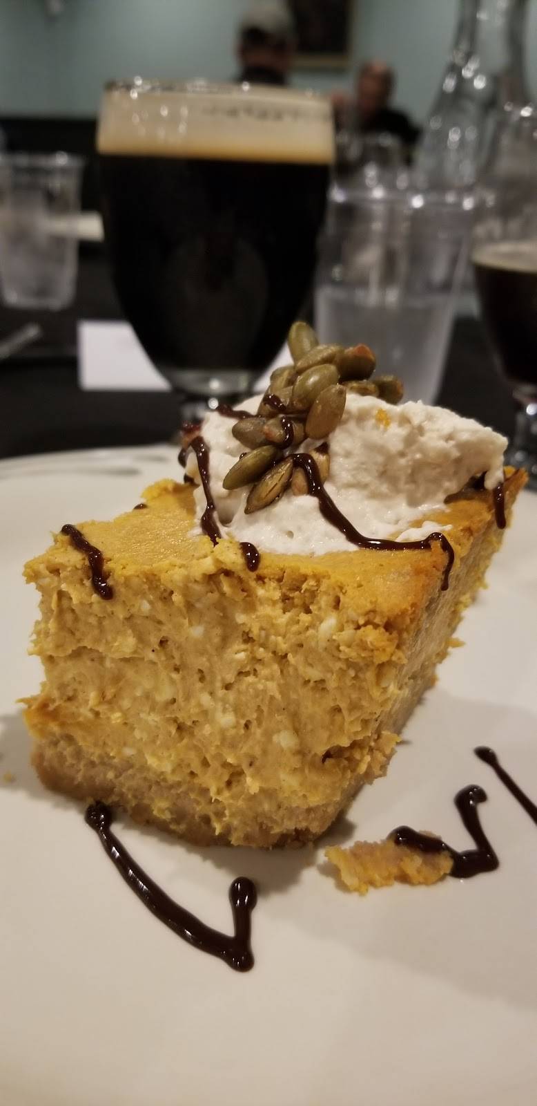 Europa Black Rock Bar & Grill | night club | 782 Center St, Ludlow, MA 01056, USA | 4135476443 OR +1 413-547-6443