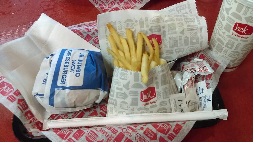 Jack in the Box | restaurant | 15025 Hawthorne Blvd, Lawndale, CA 90260, USA | 3106443584 OR +1 310-644-3584