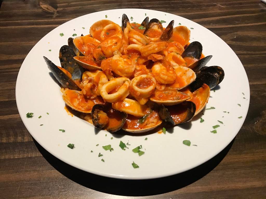 Salernos Pizzeria & R.Bar | restaurant | 1288, 821 Burlington Ave, Western Springs, IL 60558, USA | 7082468668 OR +1 708-246-8668