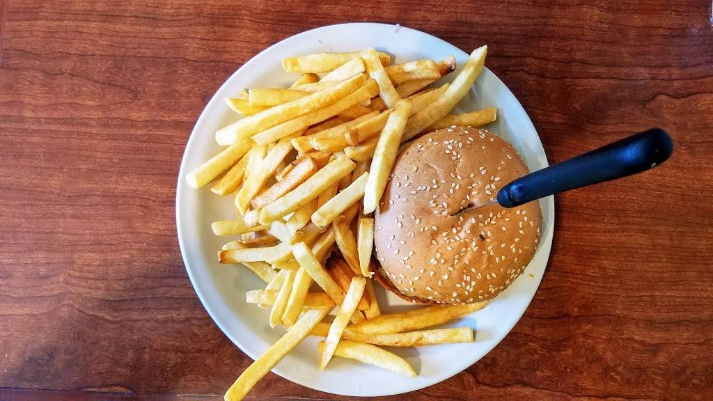 Galt Old town Diner | restaurant | 227 S Lincoln Way, Galt, CA 95632, USA | 2097452260 OR +1 209-745-2260