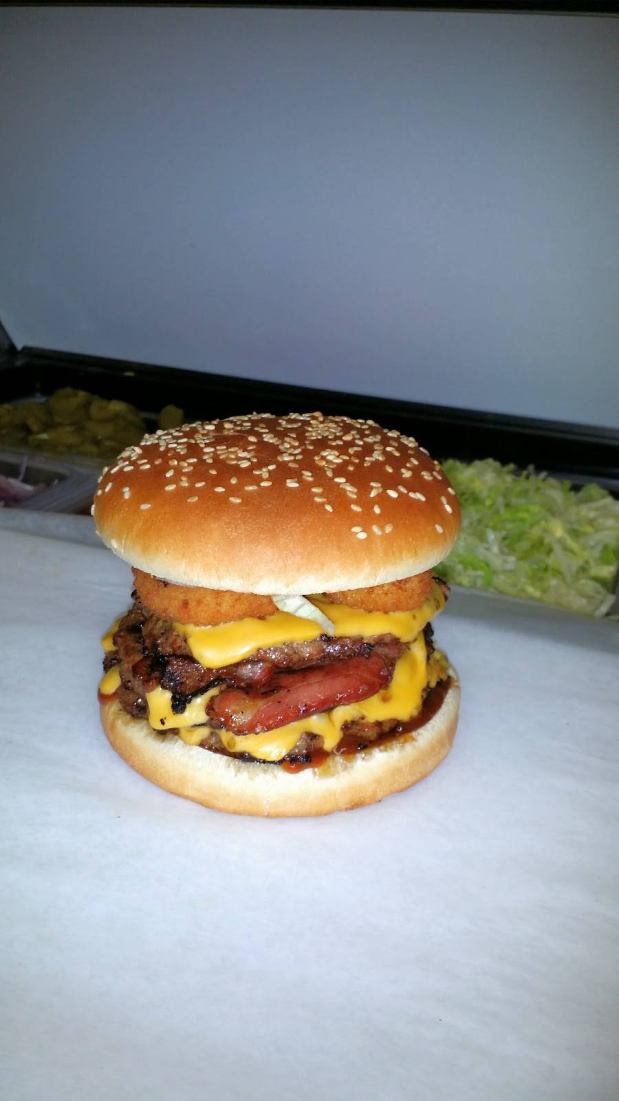 Lennys Burger Shop | restaurant | 13616 N 35th Ave, Phoenix, AZ 85029, USA | 6029788959 OR +1 602-978-8959