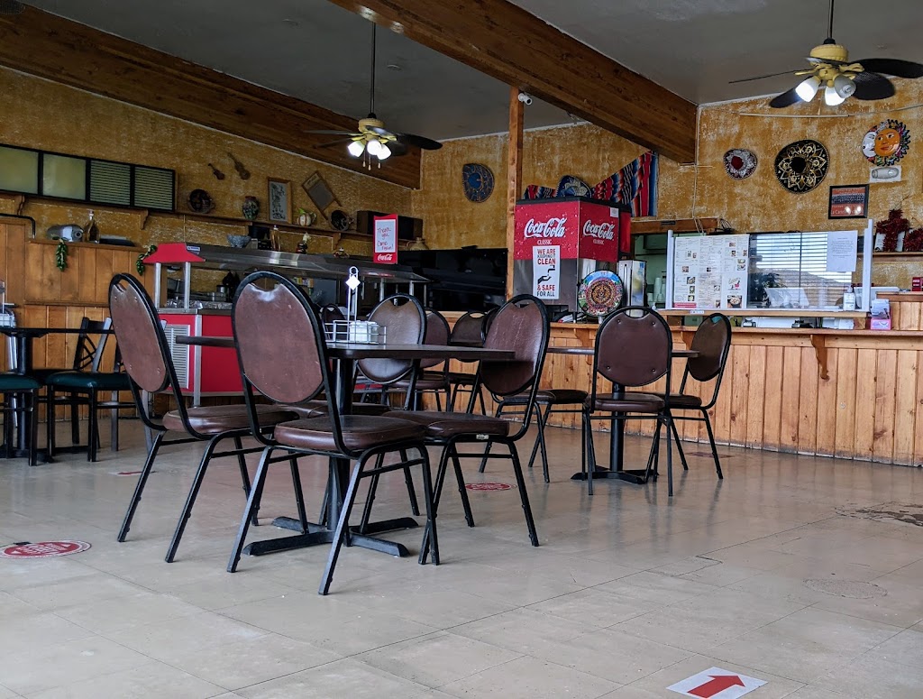 La Carreta Restaurant | restaurant | 1910 E Aztec, Gallup, NM 87301, USA | 5058633613 OR +1 505-863-3613