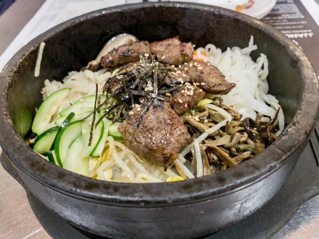 Jjang Cooks | restaurant | 136-71 Roosevelt Ave, Flushing, NY 11354, USA | 7184606200 OR +1 718-460-6200