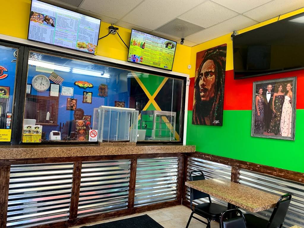 Jamaican Gates Restaurant Chicago 2 | restaurant | 111 E 51st St, Chicago, IL 60615, USA | 7738559099 OR +1 773-855-9099