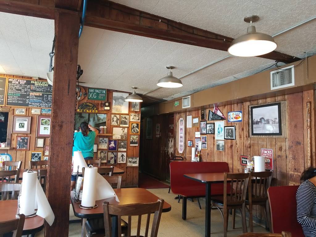 B&B Smokehouse | restaurant | 2619 Pleasanton Rd, San Antonio, TX 78221, USA | 2109212745 OR +1 210-921-2745