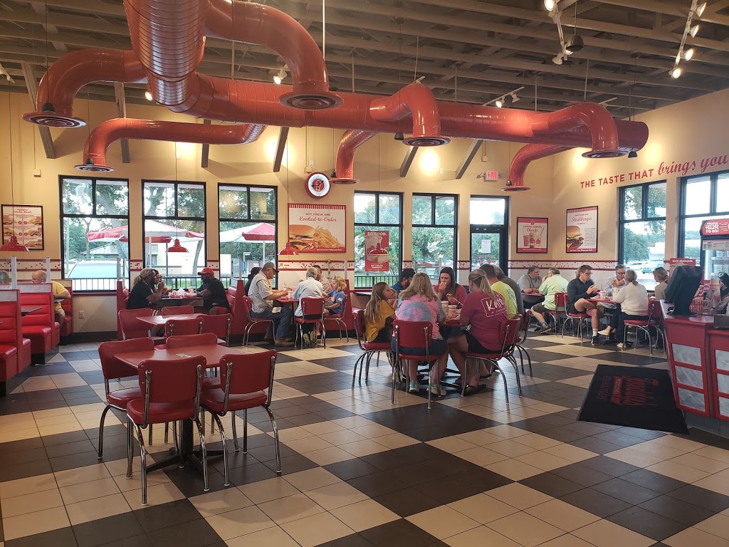 Freddys Frozen Custard & Steakburgers | restaurant | 9002 Pensacola Blvd, Pensacola, FL 32534, USA | 8508578025 OR +1 850-857-8025