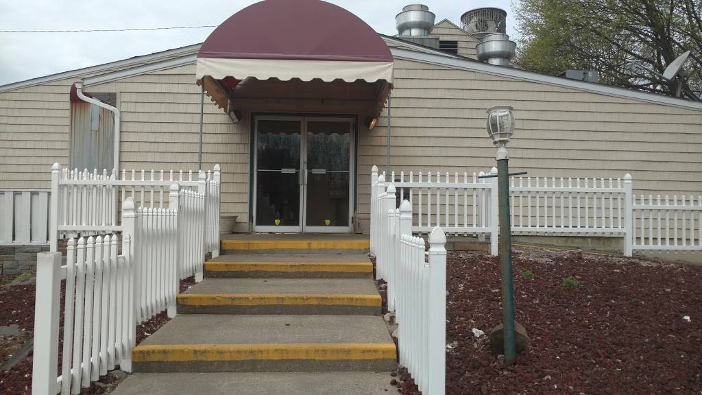 Firehouse Grille & Pub | restaurant | 2437 Canton Rd, Akron, OH 44312, USA | 3306993616 OR +1 330-699-3616