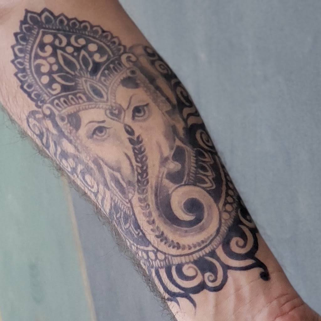 Subway | restaurant | Rabba Foods C-Store, 4175 Confederation Pkwy Unit 6 & 7, Mississauga, ON L5B 0C6, Canada | 9053068401 OR +1 905-306-8401