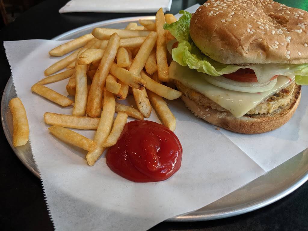 Metro Caffe | restaurant | 247 Fillmore St #3536, San Francisco, CA 94117, USA | 4156219536 OR +1 415-621-9536