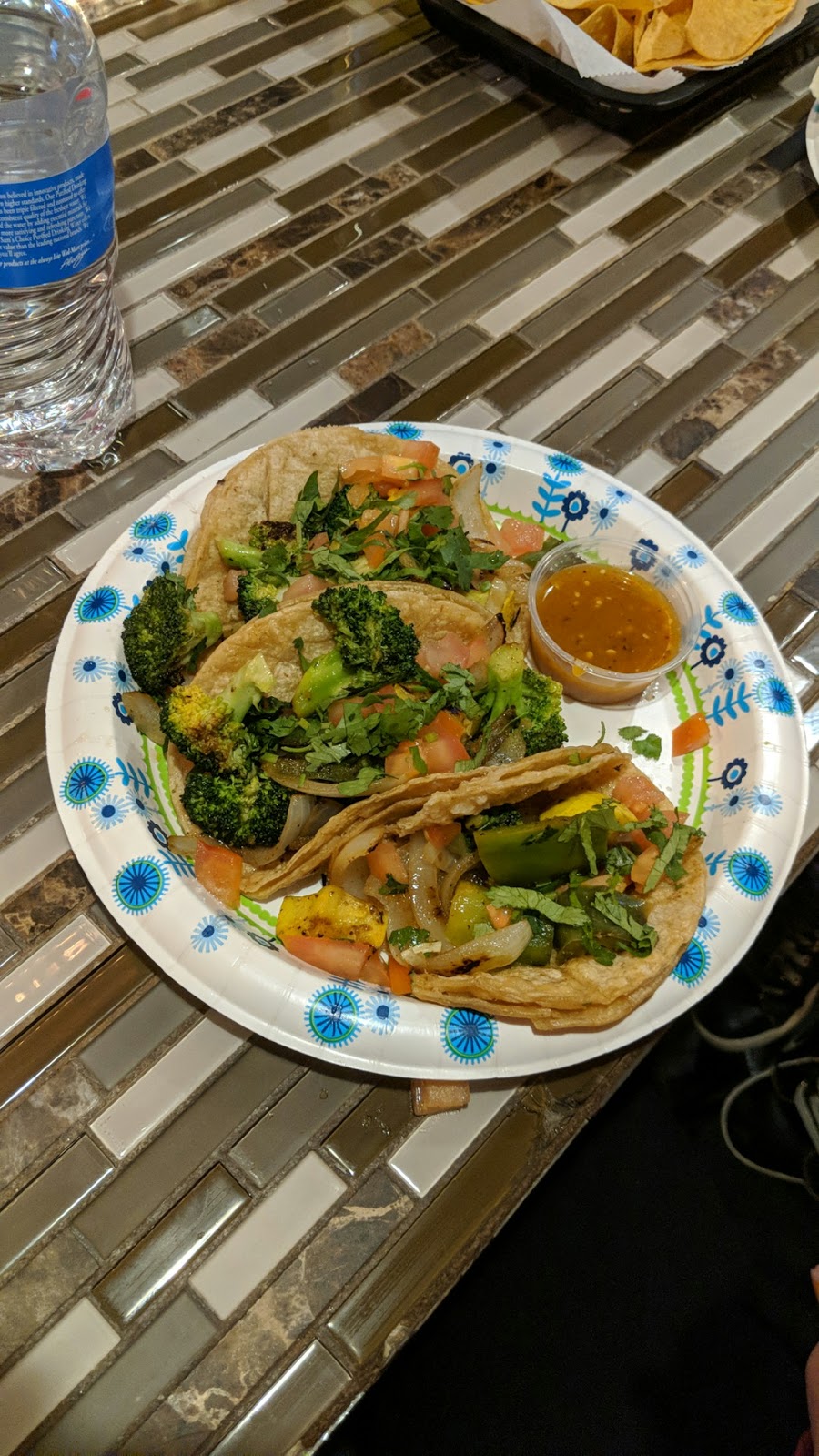 Georges Mexican Tacos | restaurant | 801 Broad Ripple Ave, Indianapolis, IN 46220, USA | 3176729816 OR +1 317-672-9816