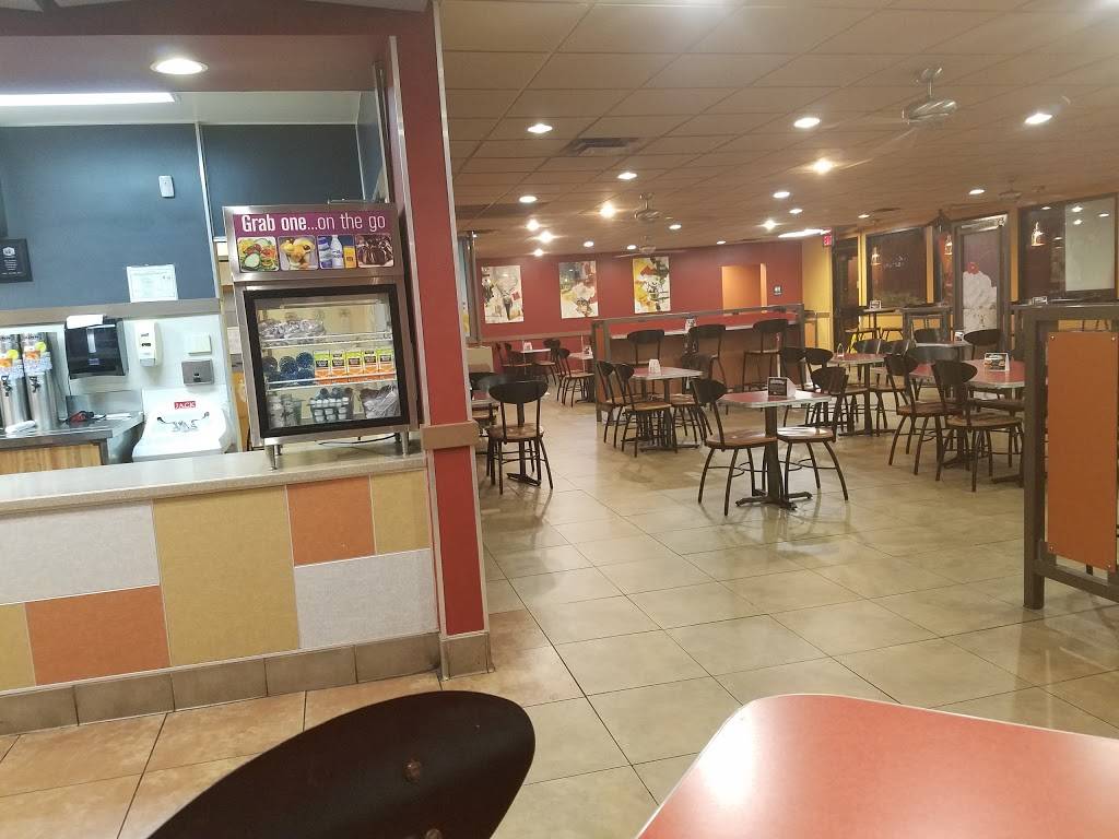 Jack in the Box | restaurant | 9825 Burnet Rd, Austin, TX 78758, USA | 5128329323 OR +1 512-832-9323