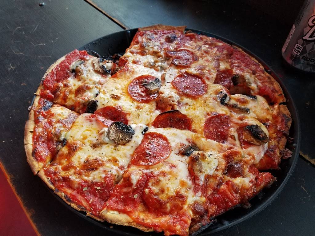 Windy City Pizza | restaurant | 401 W Atlantic Ave, Delray Beach, FL 33444, USA | 5612662811 OR +1 561-266-2811