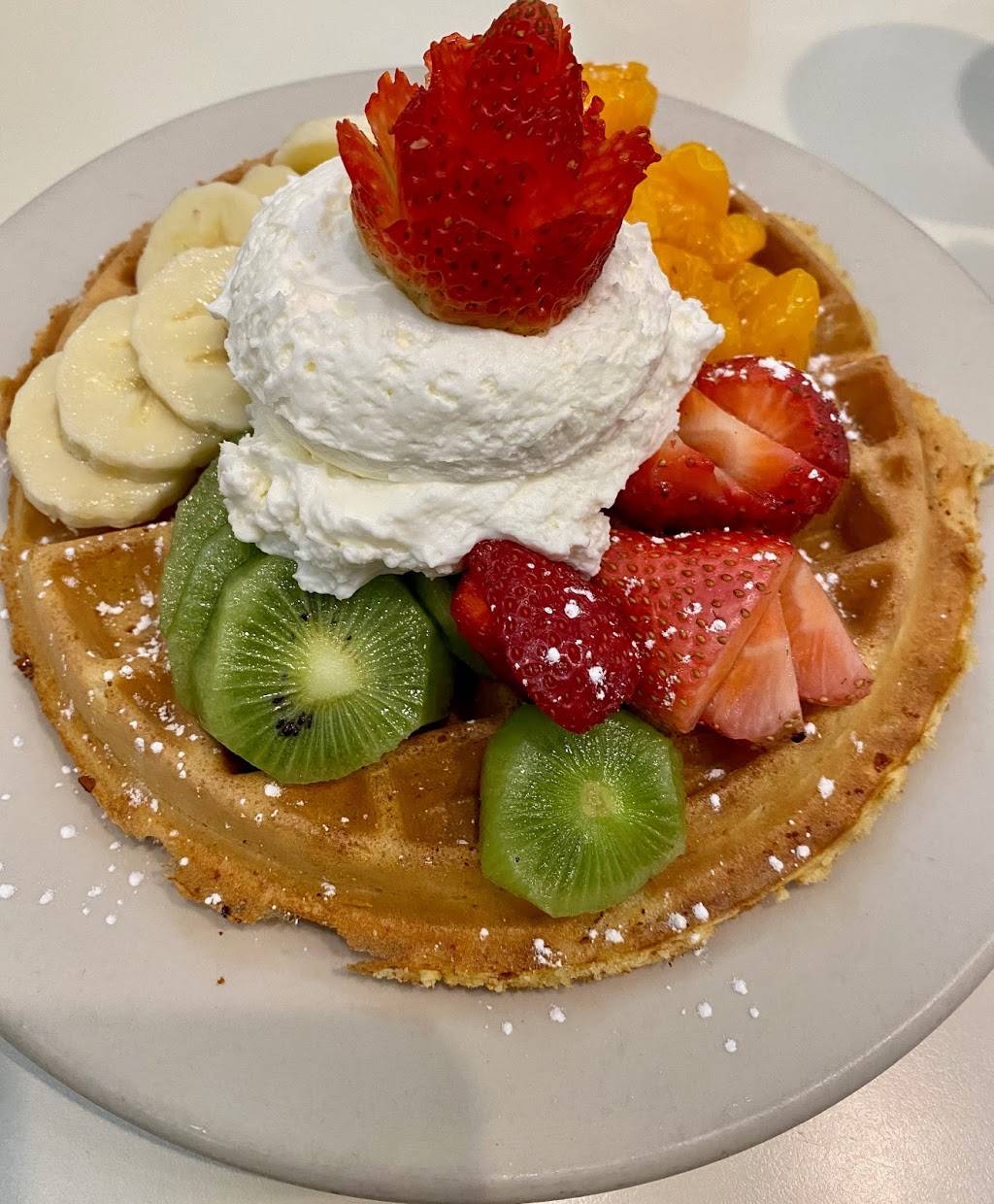 Old Fashioned Garden Cafe | bakery | 11040 Oak St, Omaha, NE 68144, USA | 4023930252 OR +1 402-393-0252