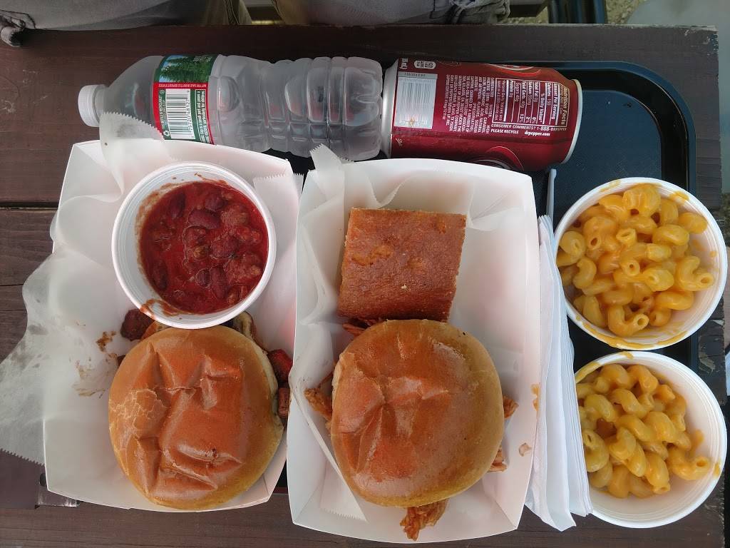 Jeremy’s Roadside BBQ & Catering | restaurant | 455 Calef Hwy, Lee, NH 03861, USA | 6033977490 OR +1 603-397-7490