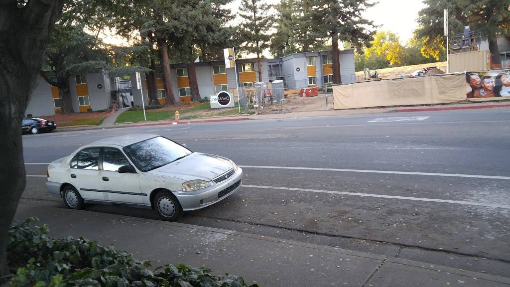 Stingers | restaurant | 7890 La Riviera Dr, Sacramento, CA 95826, USA | 9163814800 OR +1 916-381-4800