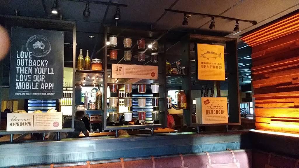 Outback Steakhouse | restaurant | 6520 Signature Dr, Louisville, KY 40213, USA | 5029648383 OR +1 502-964-8383