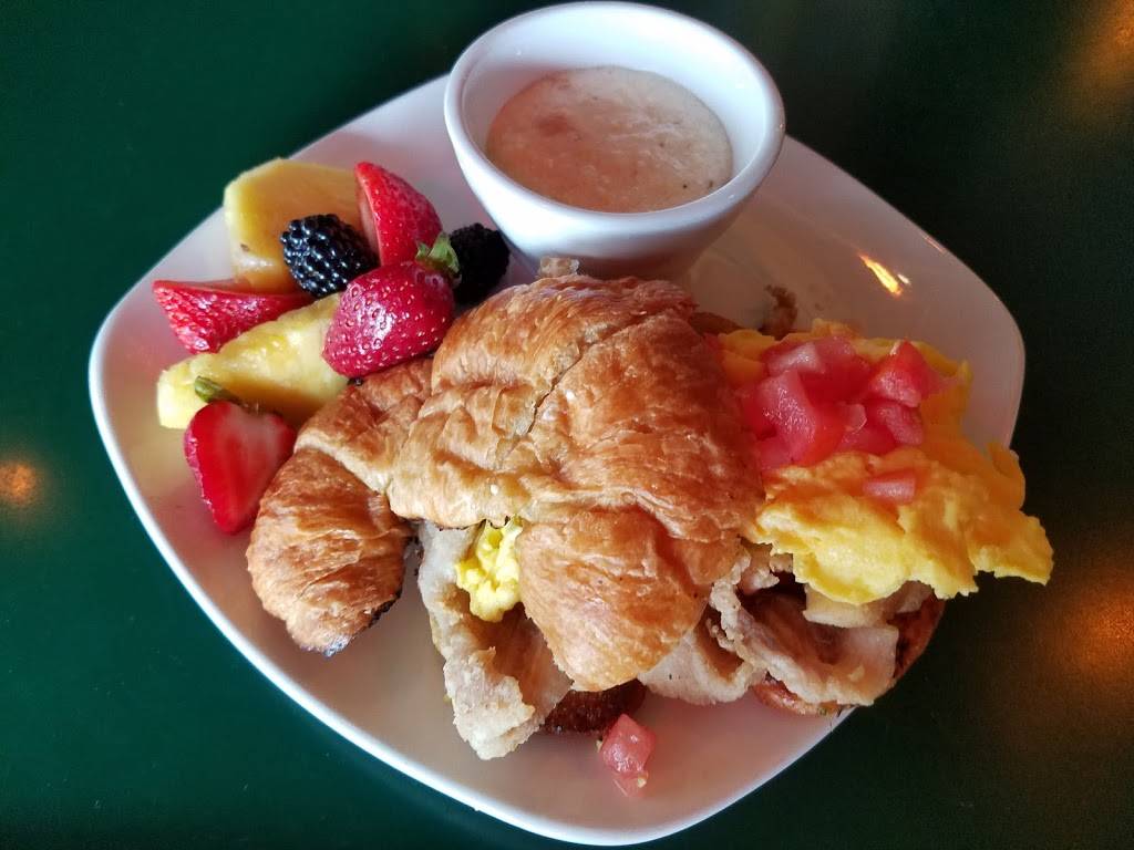 Ichabods Dockside Bar & Grill | restaurant | 2210 Front St, Melbourne, FL 32901, USA | 3219529532 OR +1 321-952-9532