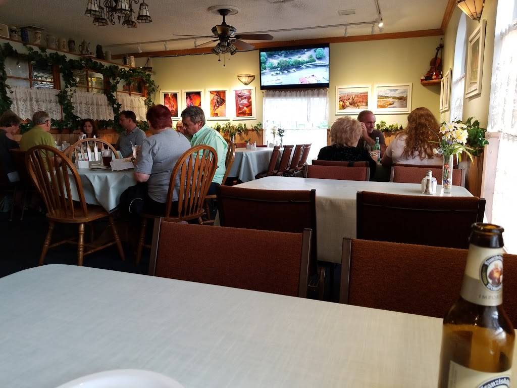 Bavarian Restaurant | restaurant | 5512 FM78, Kirby, TX 78219, USA | 2106627500 OR +1 210-662-7500